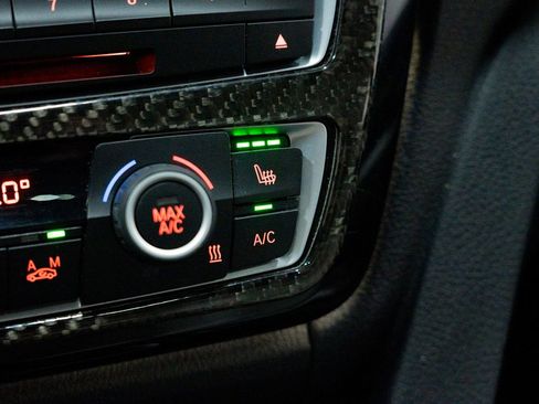 Used 2016 BMW M3 Individual w/ Lighting Package image 39