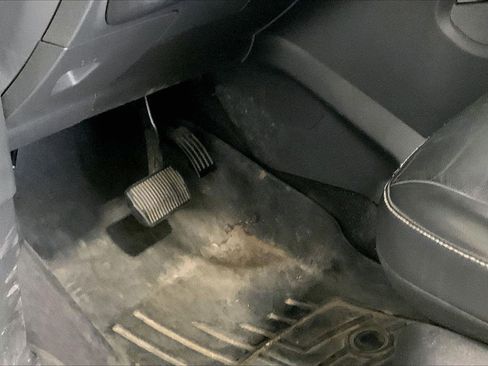 Used 2019 Ford Escape Titanium image 22