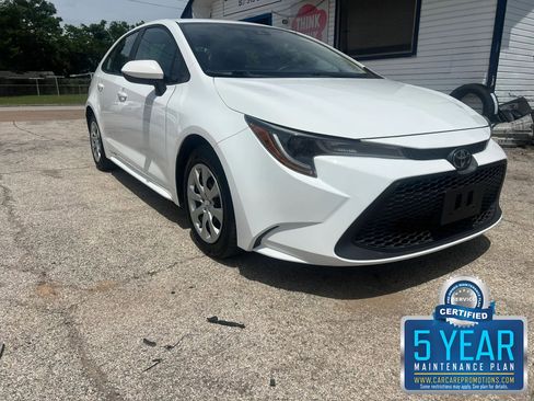 Used 2022 Toyota Corolla LE FWD image 1