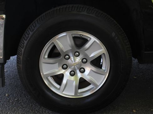 Used 2018 Chevrolet Silverado 1500 LT w/ All Star Edition RWD image 42