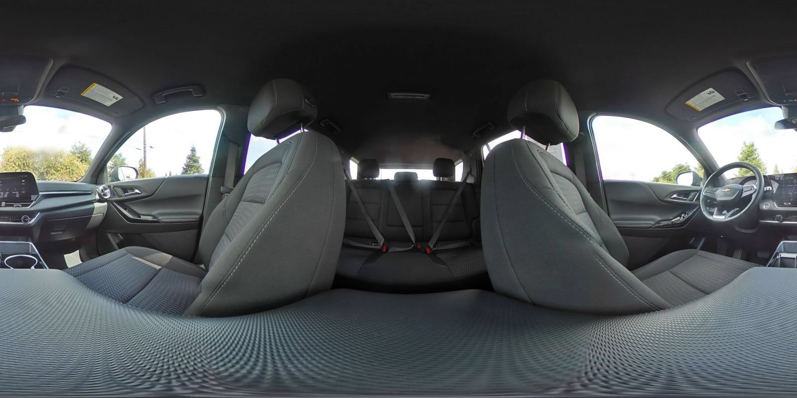 Used 2025 Chevrolet Equinox LT FWD image 42