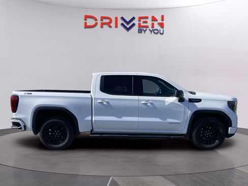 New 2026 GMC Sierra 1500 Elevation image 9