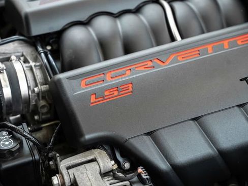 Used 2013 Chevrolet Corvette Coupe w/ 3LT Preferred Equipment Group image 29