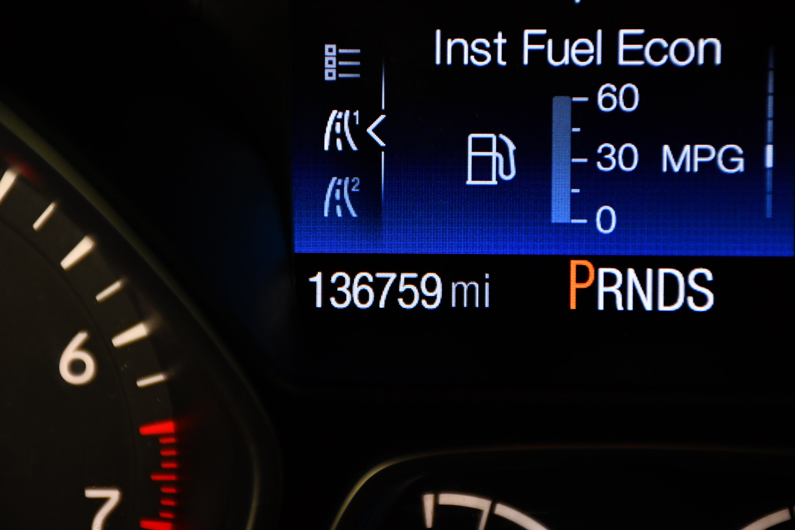 Used 2017 Ford Escape SE w/ Equipment Group 201A AWD/4WD image 17