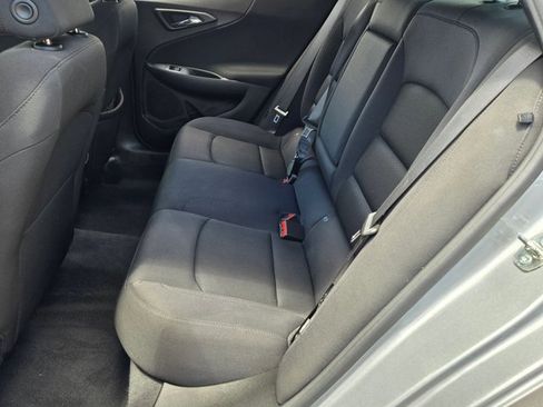 Used 2023 Chevrolet Malibu LT FWD image 17
