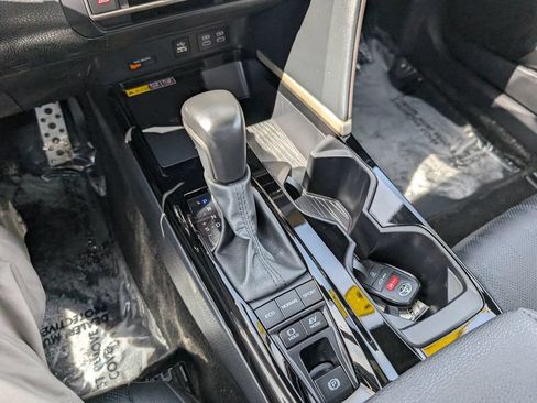 Used 2025 Toyota Camry XSE AWD/4WD image 21