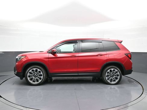 Certified 2024 Honda Passport EX-L image 9