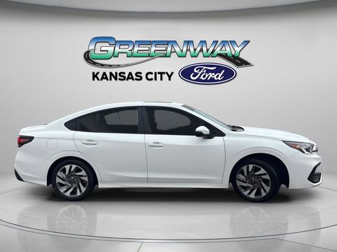 Used 2025 Subaru Legacy Limited AWD/4WD image 7