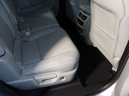 Certified 2020 Acura MDX SH-AWD w/ Technology Package image 33