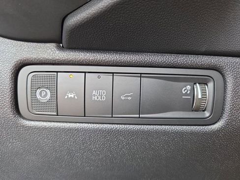 New 2025 Chevrolet Equinox EV RS w/ Convenience Package II image 17