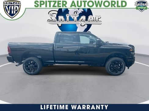 New 2026 RAM 2500 Big Horn AWD/4WD image 10