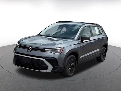 Used 2026 Volkswagen Taos S FWD image 4