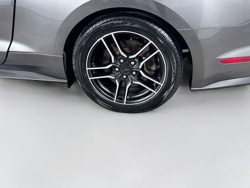 Used 2020 Ford Mustang GT Premium RWD image 30
