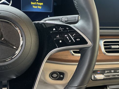 Used 2024 Mercedes-Benz GLE 450 4MATIC image 20