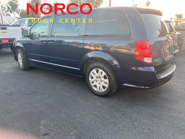 Used 2016 Dodge Grand Caravan SE w/ Quick Order Package 29E SE FWD image 3