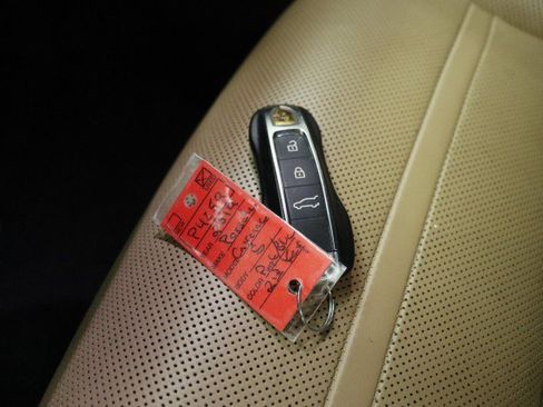 Used 2019 Porsche Cayenne S AWD/4WD image 34