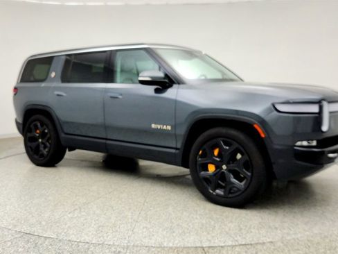 Used 2024 Rivian R1S Adventure AWD/4WD image 3