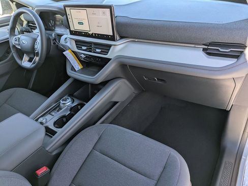 New 2026 Ford Explorer Active image 22