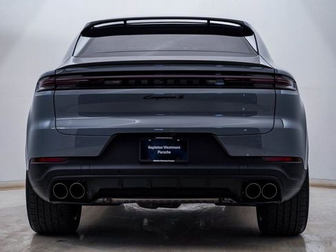 New 2026 Porsche Cayenne S image 10