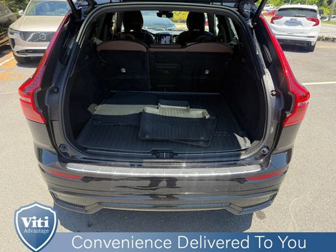 Certified 2023 Volvo XC60 B5 Plus w/ Climate Package AWD/4WD image 24