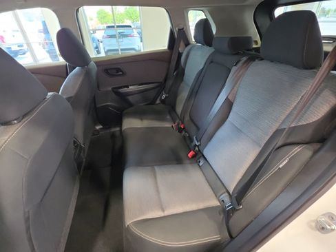 Used 2021 Nissan Rogue S FWD image 30