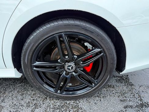 Used 2019 Mercedes-Benz E 300 image 40