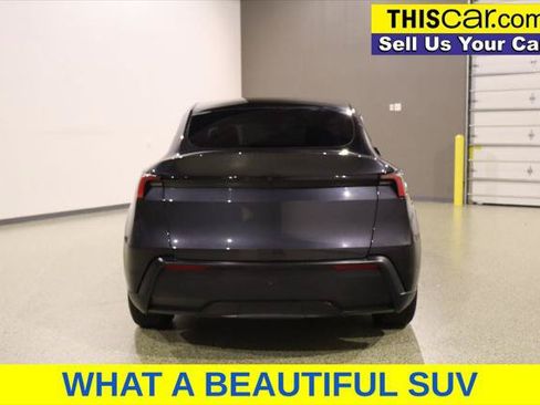 Used 2026 Tesla Model Y 2WD image 6