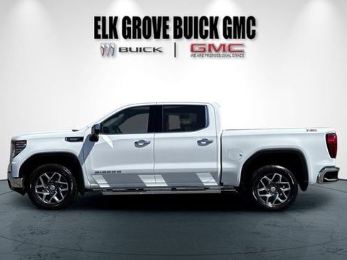 Used 2023 GMC Sierra 1500 SLT w/ SLT Premium Plus Package AWD/4WD image 7