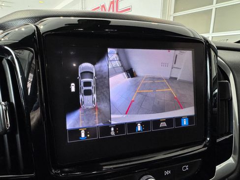 Certified 2023 Chevrolet Traverse LT w/ LT Premium Package AWD/4WD image 20