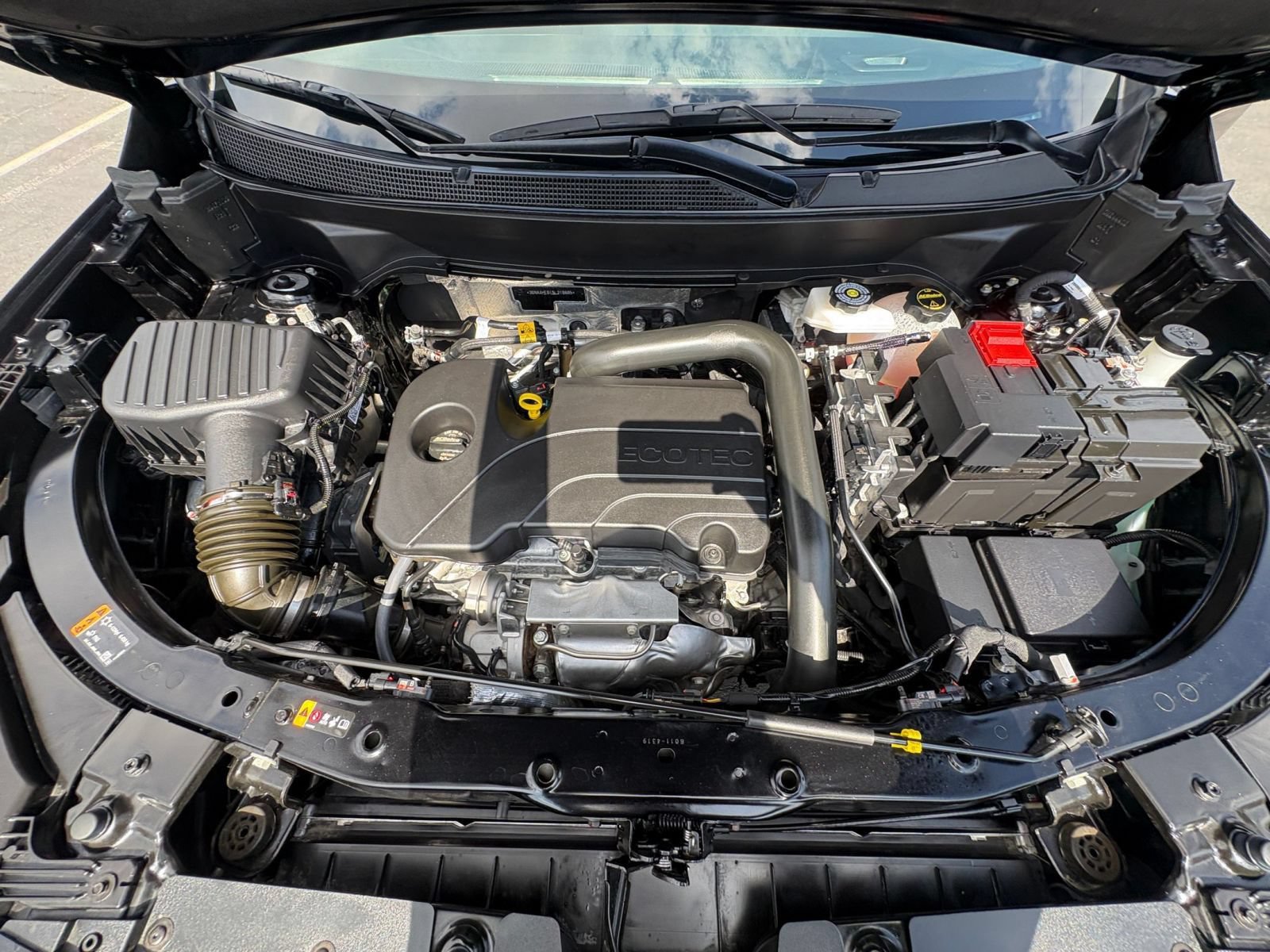 Used 2025 Chevrolet Equinox LT FWD image 32