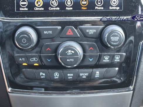 Used 2021 Jeep Grand Cherokee Limited w/ Trailer Tow Group IV AWD/4WD image 19