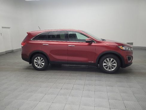 Used 2016 Kia Sorento LX image 11