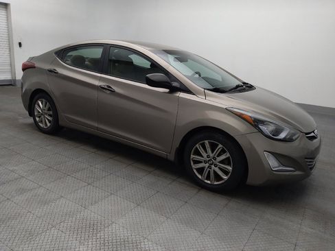 Used 2016 Hyundai Elantra SE w/ Option Group 02 image 11