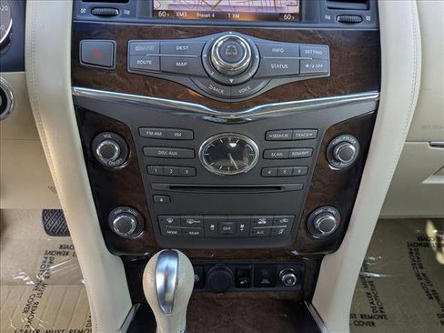 Used 2012 INFINITI QX56 4WD w/ Deluxe Touring Pkg image 16