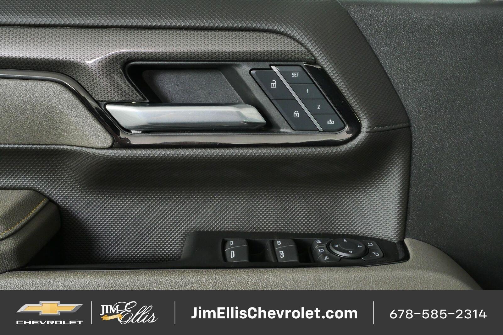 Used 2025 Chevrolet Silverado 2500 ZR2 w/ Technology Package AWD/4WD image 6