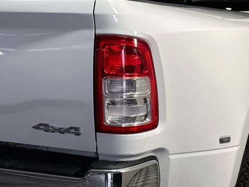 Used 2024 RAM 3500 Tradesman w/ Chrome Appearance Group AWD/4WD image 34