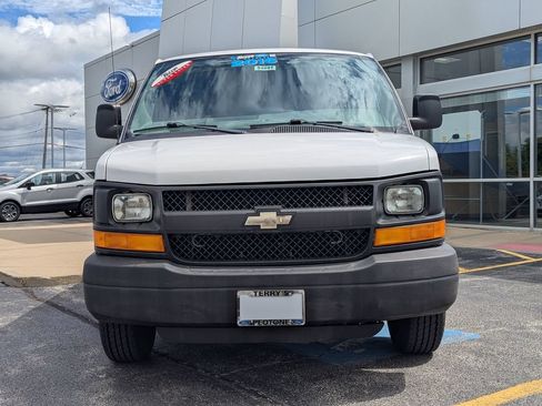 Used 2014 Chevrolet Express 2500 RWD image 8