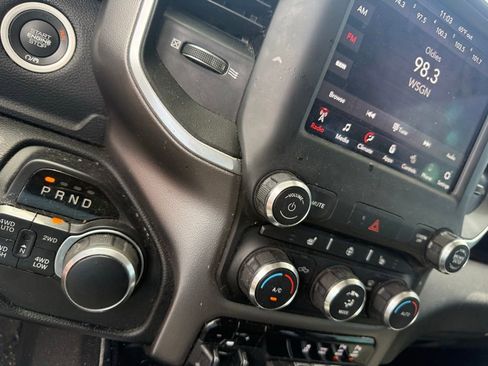 Used 2019 RAM 1500 Big Horn AWD/4WD image 16