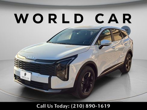 New 2026 Kia Sportage LX image 10