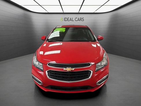 Used 2016 Chevrolet Cruze LT w/ Sun And Sound Package FWD image 2