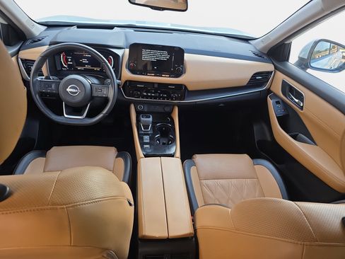 Used 2023 Nissan Rogue Platinum w/ Platinum Premium Package FWD image 9