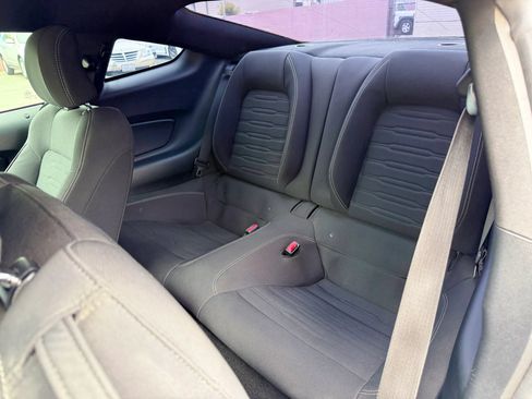 Used 2016 Ford Mustang GT RWD image 10