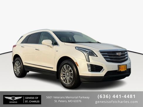 Used 2018 Cadillac XT5 Luxury FWD image 1