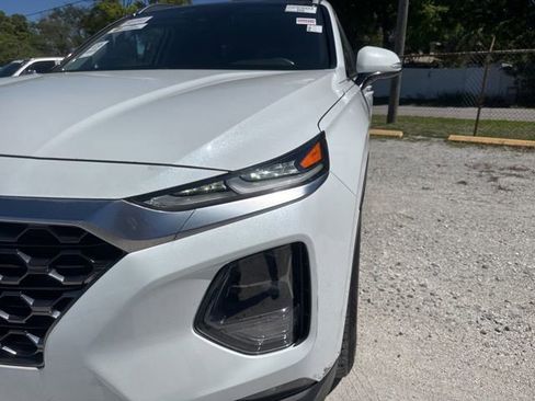 Used 2020 Hyundai Santa Fe SEL w/ Convenience + Premium Package FWD image 10