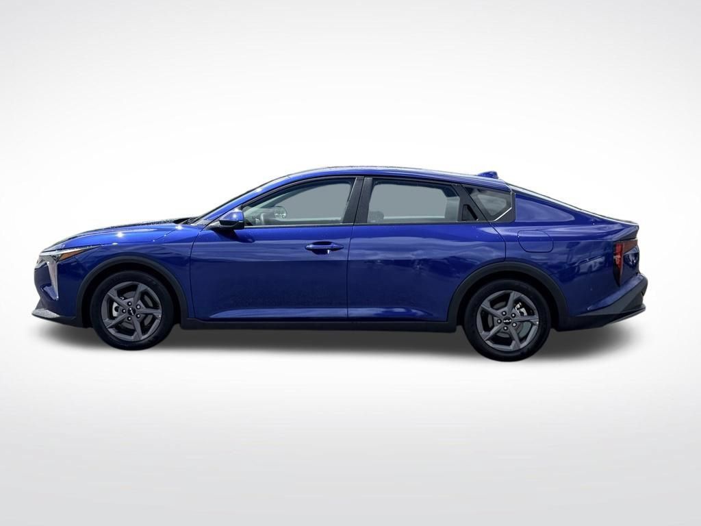 Used 2025 Kia K4 FWD image 3