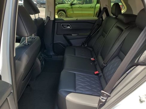 New 2026 Nissan Rogue Platinum AWD/4WD image 14