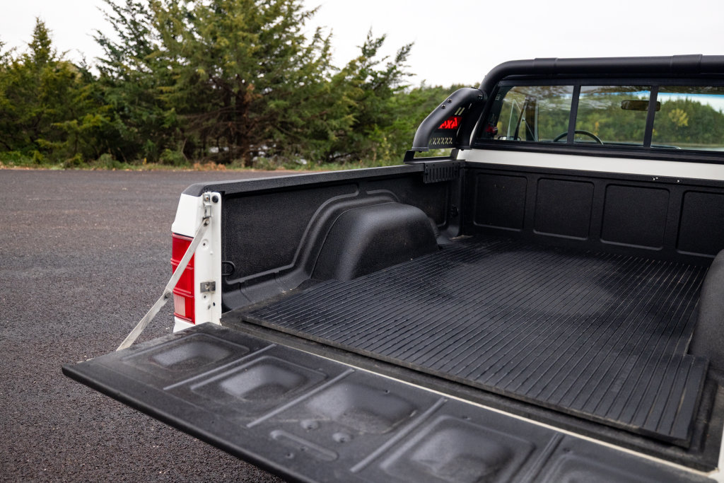 Used 1988 Jeep Comanche Pioneer AWD/4WD image 66