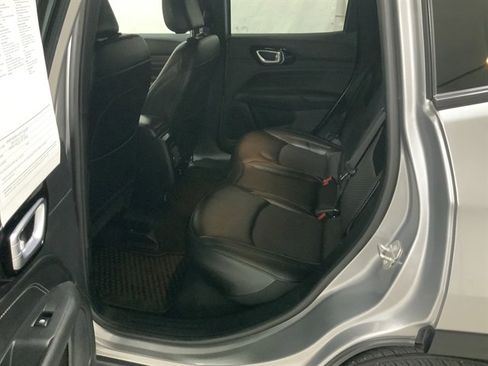 Used 2023 Jeep Compass Altitude w/ Convenience Group image 17