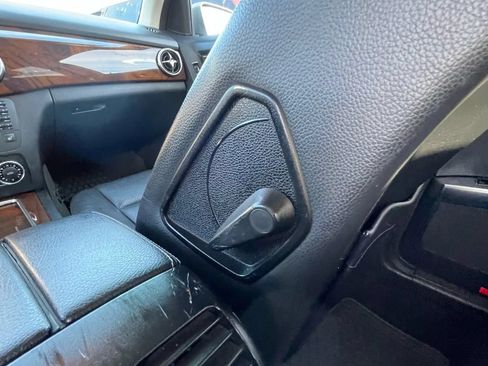 Used 2014 Mercedes-Benz GLK 350 4MATIC image 32