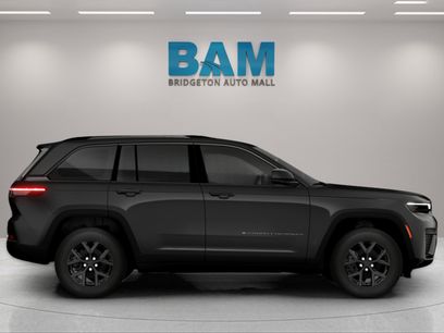 New 2026 Jeep Grand Cherokee Altitude